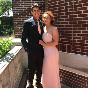 Meet your Posher, Devin